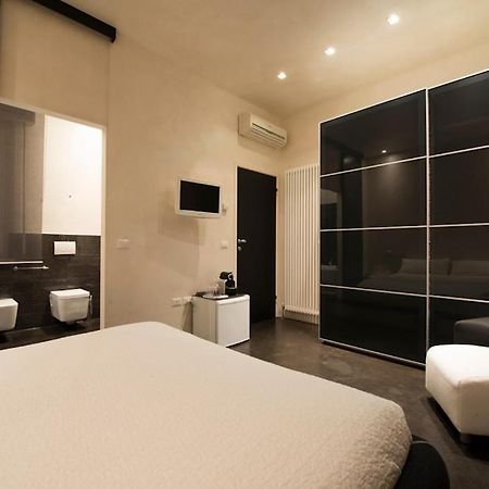B&B Lounge ปอร์โต ซันเตลปีดิโอ ภายนอก รูปภาพ