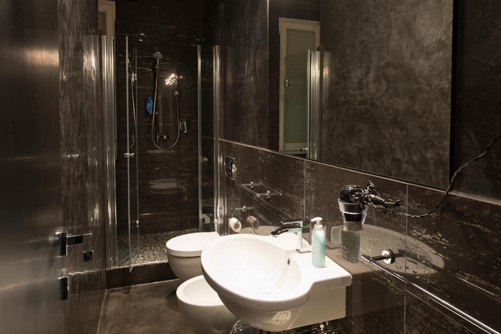 B&B Lounge ปอร์โต ซันเตลปีดิโอ ห้อง รูปภาพ