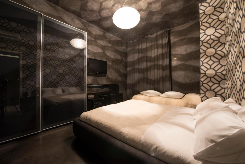 B&B Lounge ปอร์โต ซันเตลปีดิโอ ภายนอก รูปภาพ